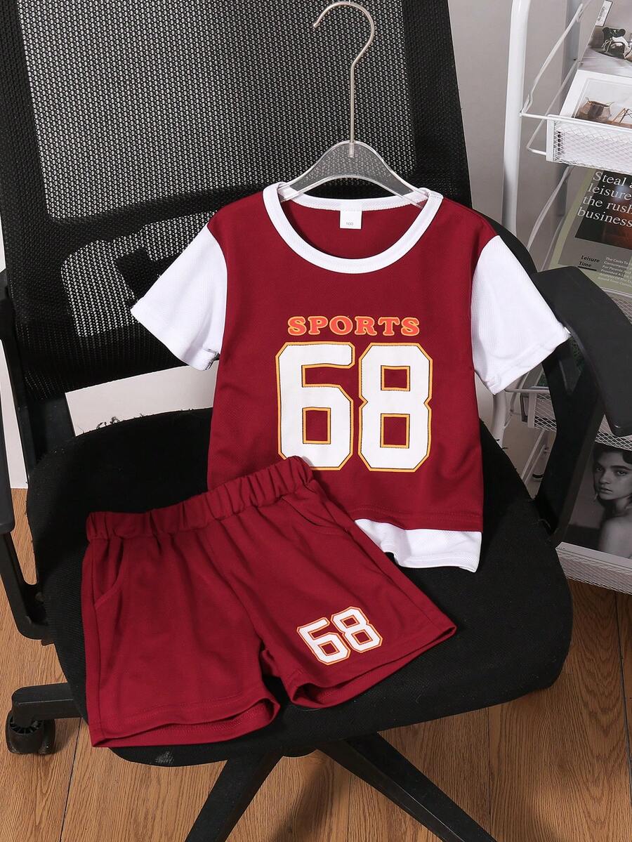 Conjunto de 2 piezas de camiseta de manga corta con cuello redondo y pantalones cortos con estampado del número 68, conjunto deportivo ligero y transpirable de ropa casual para niños pequeños - Rojo - Ver 1