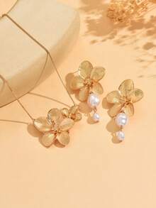 3pcs/Set Fashionable Elegant Gold Flower Necklace & Earrings Jewelry Set, Alloy Floral Pendant Necklace And Earrings Suitable For Women's Daily, Date, Holiday And Party Wear - Gold - View 3
