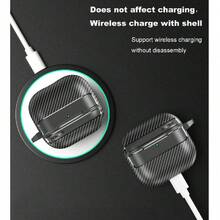 适用于苹果第四代无线耳机的TPU保护套（1个），防震，带清洁刷和钥匙扣，男女通用 - 白色 - 查看 5