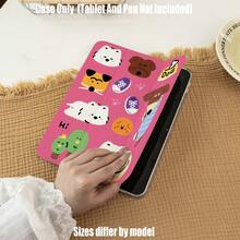 这款充满活力的粉色涂鸦风格画作，描绘了一个可爱的宠物家庭，搭配狗碗、运动鞋和爪印元素。手绘的毛茸茸笔触与醒目的洋红色对比背景相得益彰，生动活泼，充满治愈气息，洋溢着童趣。三折透明亚克力支架支持多角度观看和书写，并内置笔槽。 - 彩色 - 查看 5