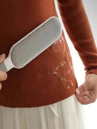 This Reusable Pet Hair Remover Combines A Double-Sided Pet Hair Cleaning Brush, A Handheld Static Brush, A Sofa Cleaning Brush, And A Lint Roller. Designed With An Ergonomic Handle And Double-Sided Brush Head, It Is Suitable For Cleaning Clothes, Sofas, Furniture, Bedding, Carpets, Cushions, And Pet Hair.