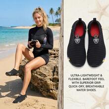 2026 Nuevos zapatos de agua para mujer de malla negra con rayas, transpirables y de secado rápido, sandalias planas antideslizantes para la playa, parte superior de punto elástico, de fácil puesta, aptos para natación, yoga, rafting, surf, zapatos anfibios plegables, tallas grandes - Negro - Ver 5