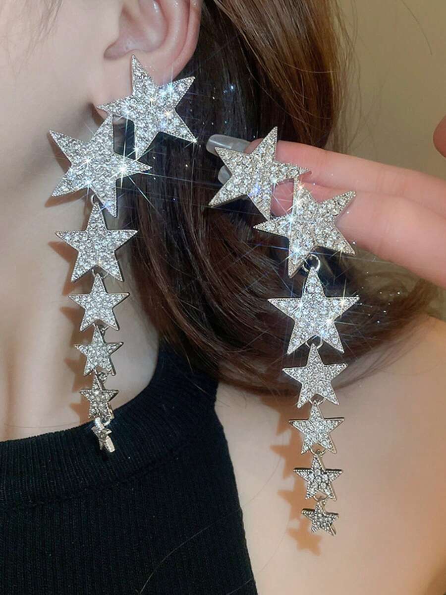 1 Đôi bông tai tua rua hình ngôi sao đính đá, thích hợp để đeo hàng ngày. - Bạc - Xem 1