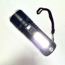 1支高流明超亮LED手电筒,内置电池供电,30W LED+COB灯珠,强光LED铝合金手电筒,4种照明模式,可变焦LED手电筒,户外露营灯,安全照明,聚光远射手电筒,防水可充电手电筒,带数字显示屏,移动电源功能,适用于露营、钓鱼、徒步、狩猎、骑行、登山、工作、紧急情况、家庭使用 - 30W+COB - 查看 7