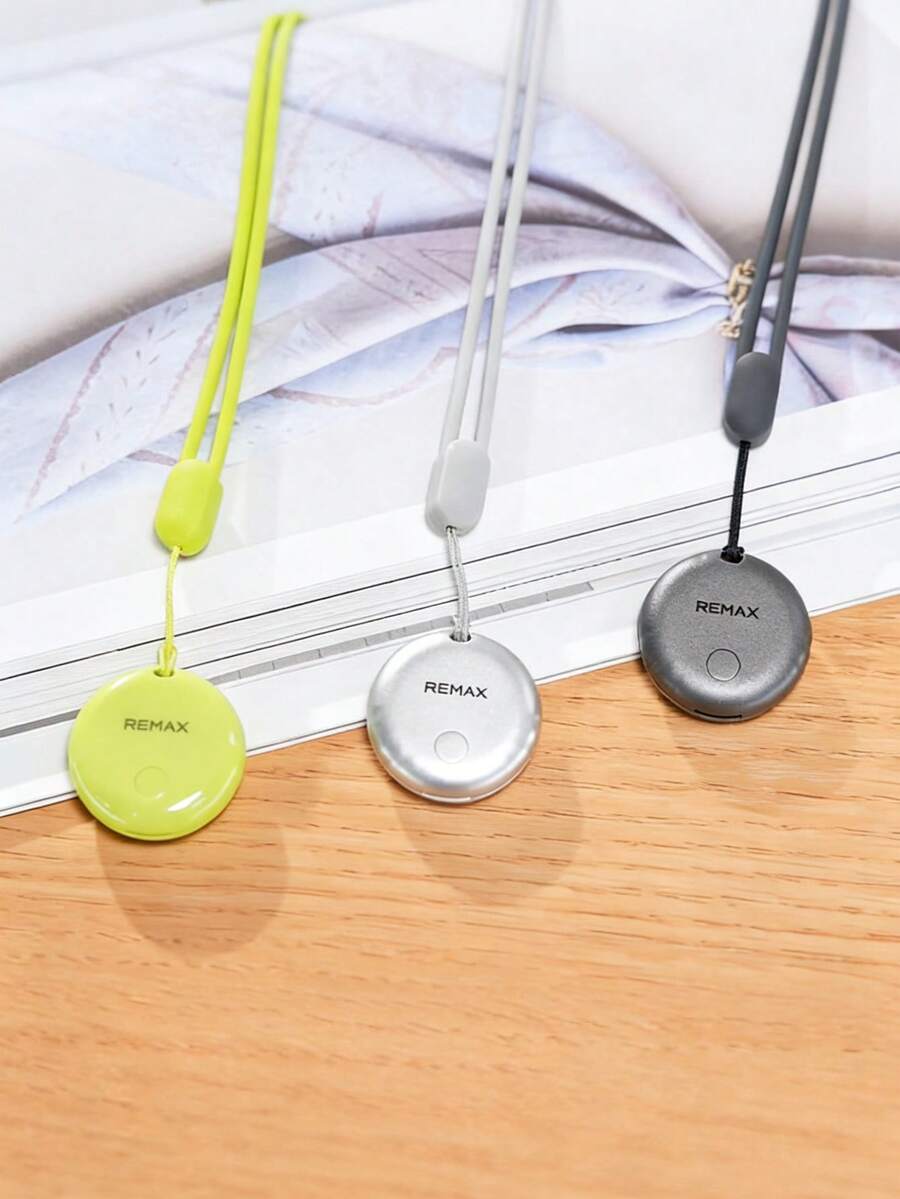 REMAX RT-G2308 Smart Global Positioning Anti-Lost Tracker (Version), Exquisite And Compact, Lanyard Design, Multi-Device Coordination + Alarm, Precise Positioning + Bluetooth Buzzer, Waterproof And Dustproof, Suitable For Keys, Wallets, Backpacks