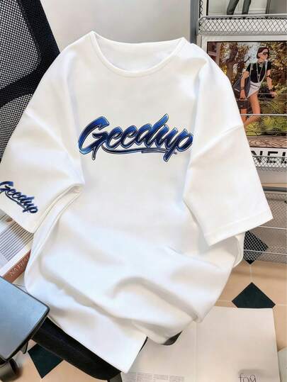 美式街头风 Geedup 字母印花T恤，白色宽松短袖，男士休闲T恤，春夏日常穿着，字母图案印花，白色上衣，男士衬衫