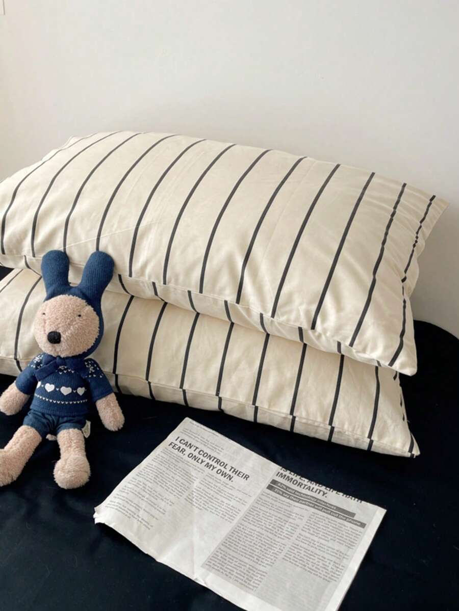 2 vỏ gối kẻ sọc đơn giản 100% polyester (không bao gồm ruột gối), có thể giặt máy, phù hợp cho mọi mùa. - Nhiều màu - Xem 1