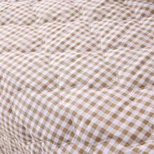 1pc Ultra Soft & Breathable Quilt - Lightweight All-Season Bedding, Modern Floral Plaid Pattern, 100% Polyester, Machine Washable, Suitable For Single/Double Bed, Hotel, Camping And Home Decor, Luxury Hotel Bedding | Modern Quilted Design | Embossed, Autumn Decor, Room Decor - Champagne - View 6