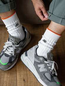 1 par de calcetines de rodilla de estilo retro con bloques de color, calcetines holgados de punto grueso con bordado de letras, calcetines deportivos de estilo callejero unisex con algodón transpirable, calcetines versátiles de ropa de trabajo para primavera y otoño - Multicolor - Ver 4