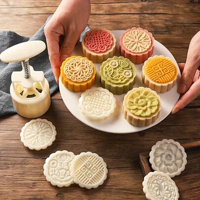 6-Piece Flower-Shaped Baking Mold Set - Includes 1 Press Barrel And 5 Flower-Shaped Molds. Ideal For Mid-Autumn Festival Mooncakes, Diy Cake Making, And Cookie Stamping. A Perfect Set Of Kitchen Baking Accessories And Gadgets-The Ultimate Tool For Creating Beautiful Cookies During The Mid-Autumn Festival Season.