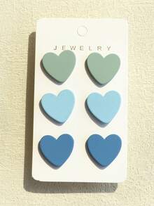 3对粉绿色、浅蓝色、藏蓝色浪漫可爱心形亚克力耳环，带有粘土纹理 - 彩色 - 查看 4