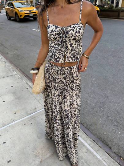 Conjunto de 2 piezas de vestido de mujer estilo bohemio con estampado de leopardo HoloChill, tirantes de espagueti, detalles de volantes, estilo de vestido deslizante casual, conjunto de verano para mujer, vestido de fiesta, atuendo de playa, traje elegante, ropa casual de mujer