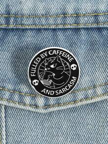 1 chiếc ghim cài áo hình mèo đen "Được tiếp sức bởi caffeine và sự châm biếm" - Huy hiệu tự chăm sóc bản thân hình mèo hài hước dành cho người yêu cà phê, ghim cài kim loại thời trang, huy hiệu cài áo, ghim cài ba lô, quần áo, trang sức, túi xách, quà tặng tốt nghiệp không thể thiếu. - Nhiều màu - Xem 2