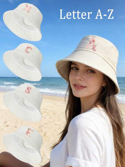 这款白色遮阳帽饰有独特的粉色玫瑰图案和字母，时尚甜美，轻便透气，并提供出色的防晒保护。它是送给朋友、家人、爱人、母亲和老师的实用礼物，非常适合春夏季户外活动，例如徒步旅行、钓鱼以及上下学通勤。也是节日、生日、婚礼、伴娘回礼、母亲节和教师节的完美礼物和纪念品。