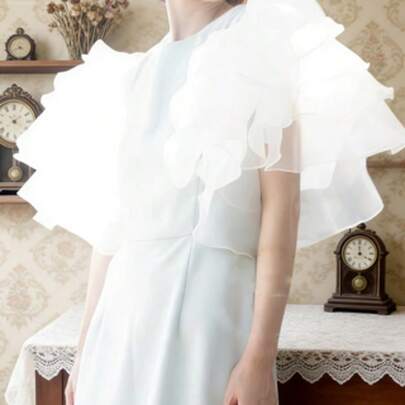 1 对纯色薄纱荷叶边袖口，百搭仙气配饰，适用于衬衫、连衣裙、婚礼、摄影、时尚派对等场合，适合所有季节。共有 5 种颜色可选。