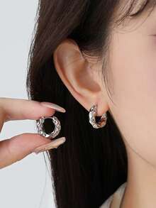 1 Pair Fashionable Minimalist Asymmetrical Hoop Earrings, Versatile Unique Design Suitable For Teenage Girls, Daily Wear And Festivals - Irregular - View 4