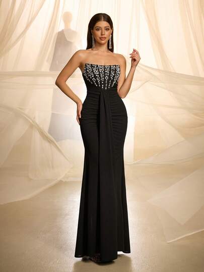 VIPGIRL 黑色串珠无肩带女士正式礼服，优雅无袖长裙，露背设计，荷叶边裙摆，是舞会和晚宴的完美之选。