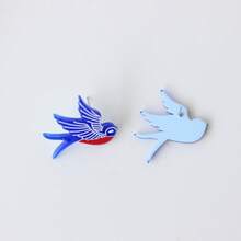1 Đôi bông tai hình chim én bằng acrylic sáng bóng màu xanh ngọc bích, thiết kế cá tính, dễ thương, phù hợp cho các bữa tiệc, lễ kỷ niệm, quà tặng ngày lễ. - Y1247 - Xem 4