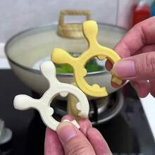 1 cái giá đỡ khay nướng hình tai hươu nhiều màu - Chất liệu silicon chịu nhiệt, có tay cầm chống trượt, bền và dễ vệ sinh, phù hợp với khay nướng lớn/nhỏ. - Nhiều màu - Xem 7