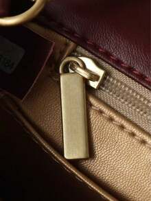 Fashion Patchwork Flap Crossbody Bag - Burgundy With Decorative Ball Gold Chain Shoulder Strap, Pebbled Leather - Suitable For Daily Use/Parties - 酒紅色 - 查看 9