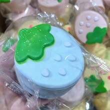 热门PU慢回弹草莓慕斯蛋糕软萌减压玩具，粘性柔软挤压玩具，学生适用 - 彩色 - 查看 10