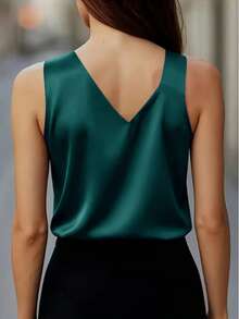 1件女士纯色缎面不对称/优雅无袖吊带背心，适合度假、办公、居家、休闲、日常穿着、约会等各种场合，四季皆宜，夏季休闲百搭 - 綠色 - 查看 2