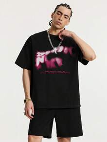 Tiny Spark Kaos Hitam Pria dengan Grafis Huruf Buram - Merah - View 4