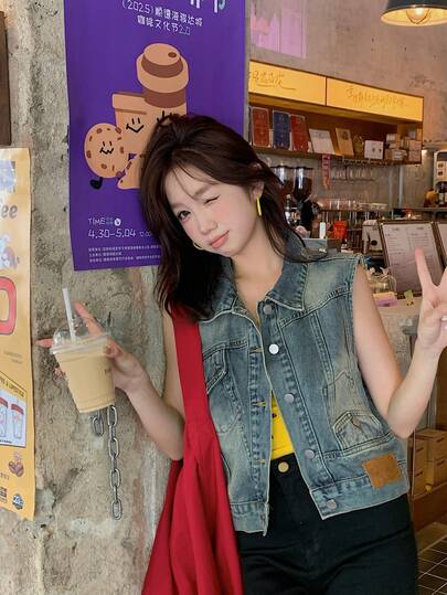 复古简约设计无袖牛仔背心，宽松版型