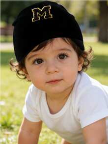 必买！1顶婴儿黑色针织帽，A-Z金色字母标签彰显个性，柔软弹力，多功能头部保护帽。 - 黑色 - 查看 5