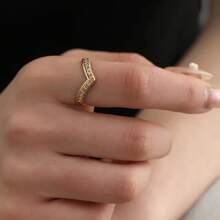 New Stainless Steel V-Shaped Rhinestone Open Ring, Niche Design Minimalist Elegant Luxury Versatile Ring - Golden 1 - View 7