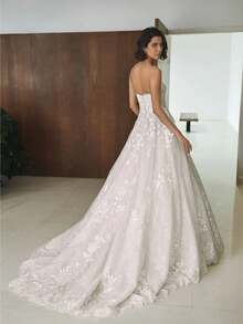 Sheer Long Sleeve Lace Tulle Wedding Dress With A-Line Skirt, Romantic Dream Bridal Gown With 3D Lace Appliqué And Sparkle Tulle Layers, Perfect For Garden Weddings, Autumn Ceremonies, Holiday Celebrations, Christmas, Halloween, Birthday Parties, Prom Nights, Evening Receptions, Special Occasions, Featuring Soft Movement, Feminine Sweep, Comfortable Fit, Timeless Elegance, Statement Dress For Brides Seeking Delicate, Elegant, Refined, And Dreamlike Look With Layered Texture And Subtle Shine - 白色 - 查看 5