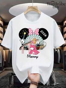 Disney 1PC Authorized Cartoon Short Sleeved T-Shirt, Family Printed T-Shirt, Cartoon Printed Design, Very Suitable For Family Travel And Vacation. This Is A New 2026 Short Sleeved T-Shirt, An Ideal Choice For Mother's Day, Suitable For Both Men And Women. Made Of High-Quality Pure Cotton, Comfortable And Breathable All Year Round. Exquisite Design Is The Preferred Gift - 女士 - 查看 2