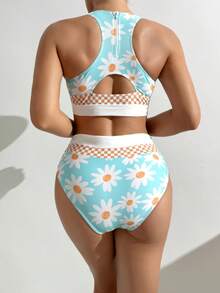 女士圆领雏菊印花吊带背心式泳衣，饰有棋盘格纹细节，中等弹力，休闲可爱泳装比基尼，适合度假海滩穿着 - 藍色 - 查看 2