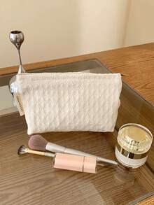 Frisch und süß weiß geprägtes Blumenmuster Handtasche Mode Lässig Make-up Tasche Süße Blumen Make-up Aufbewahrungstasche Damen Handtasche Make-up Tasche Mode tragbare Reißverschluss Make-up Tasche Tragbare Reise Aufbewahrungstasche Geldbörse Kartentasche Aufbewahrungstasche Reise Toilettenartikel Make-up Tasche Damen Accessoires Reise Tägliche Aufbewahrungstasche Hochzeit, Brautjungfern Tag, Weihnachten, Muttertag, Krankenschwestern Tag, Lehrertag Geschenke Neujahr und Semesterbeginn Geschenke - Weiss - Übersicht 10