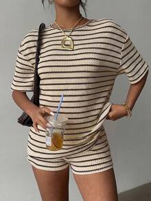 Women's Black & White Striped Round Neck Short Sleeve T-Shirt And Elastic Waist Striped Loose Shorts 2-Piece Set, Suitable For Daily, Commuting, Casual, Vacation, Bohemian Summer - Khaki Coffee Color - View 6