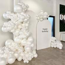 81 pezzi Kit elegante per arco di palloncini bianchi con perle - palloncini in lattice bianchi da 18/10/5 pollici, ideali per compleanni, matrimoni, proposte di matrimonio e altre occasioni. Sono decorazioni versatili per interni/esterni per anniversari, baby shower, celebrazioni, sfondi fotografici e palloncini per compleanni - Visualizzare 1