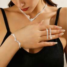 Minimalist Shiny Necklace And Earring Set, Suitable For Women's Daily Wear, Parties, Weddings, Festivals And Gatherings - White - View 1