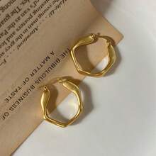 1 par de pendientes asimétricos con textura, un diseño único que muestra el encanto personal, minimalista pero a la moda, adecuado para todas las ocasiones - Multicolor - Ver 6