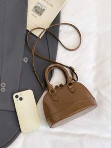 经典百搭迷你撞色个性手提包，优雅多用途贝壳形女士斜挎包，无吊坠，适合购物、装钱包、年轻女性、大学生、职场新人及白领人士。非常适合办公室、大学、工作、商务、通勤、户外活动、旅行和郊游等场合。 - 棕色 - 查看 7