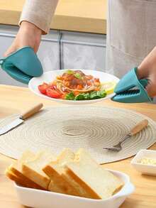 2pcs Silicone Heat Resistant Gloves Microwave Oven Mitts Mini Insulation Gloves For Cooking Baking BBQ Kitchen Essential Accessories Kitchen Accessories Cooking Tools Baking Supplies Home & Living - Multicolor - View 3