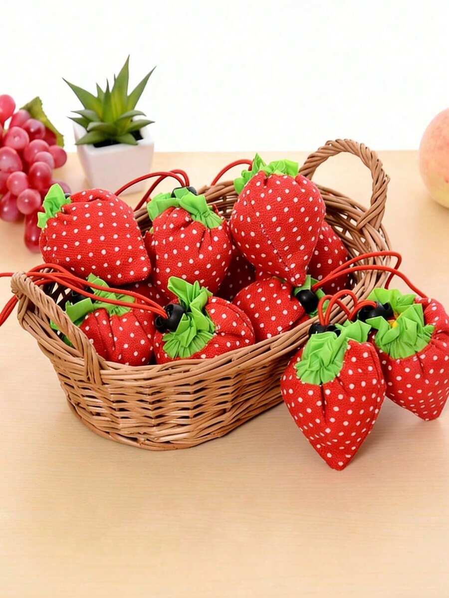 Bộ 6 túi mua sắm hình dâu tây đáng yêu, có thể tái sử dụng, kèm nơ xanh và chấm bi đỏ, túi tote bằng vải Oxford có thể gấp gọn và giặt được, quai xách chắc chắn, làm từ polyester bền, lý tưởng cho du lịch, chợ, mua sắm và gói quà.