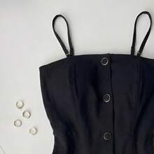 Tailored Jumpsuit With Front Buttons And Utility Pockets – Marrante Collection 2026 - 黑色 - 查看 2