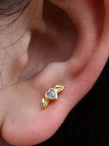 1pc 18K Gold Plated Stainless Steel Angel Wing Flat Stud Earrings, Suitable For Cartilage, Helix, Tragus, Earlobes And Other Pierced Areas, Inlaid With CZ Heart Crystal, Non-Allergic, Anti-Oxidation, Suitable For Sensitive Ears, 20G - A Round Angel Wing Earring - View 3
