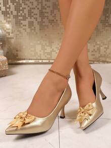 时尚蝴蝶结套脚式女士高跟鞋，仙女风百搭尖头高跟鞋，适合商务、派对、婚礼等场合。 - 金色 - 查看 10