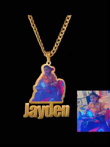 1 chiếc vòng cổ khắc ảnh và chữ cá nhân hóa, mặt dây chuyền chân dung bằng vàng 18k, trang sức gia đình/thú cưng cá nhân hóa, món quà hoàn hảo, bao gồm hộp quà tinh tế để đeo hàng ngày và làm quà tặng ngày Valentine. - Vàng - Xem 5