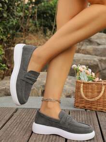 2026 New Women Suede Slip-On Flat Loafers, Casual Versatile Flat Shoes, Comfortable & Fashionable - Dark Grey - View 3