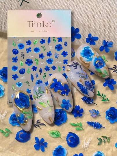 1张蓝色水彩花卉美甲贴纸，包含玫瑰、五瓣小花、薰衣草和其他蓝色调花卉图案，呈现出别致优雅的东方美感，适合日常通勤、工作、约会和搭配新款中式服装。