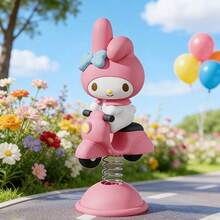 三丽鸥车辆摇摆摆件——官方授权的动态桌面玩具，融合了可爱造型和现代交通元素。迷人的摇摆动作为您的工作空间或展示架增添乐趣。 - 粉色 - 查看 2