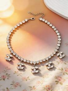 1件锆石CC吊坠项链，设计师奢华灵感杯链水晶颈链，适合女性日常佩戴和派对首饰 - 銀色 - 查看 2