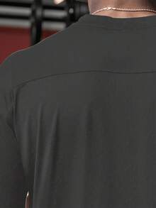 camiseta de hombre estilo casual deportivo con estampado de toro, de estilo estadounidense. Prenda versátil para uso deportivo y casual diario, ligera y blanca para el verano. - Negro - Ver 4